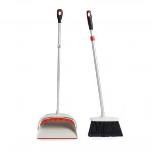 OXO broom and dustpan set with extendable handle