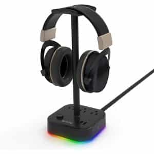 TROND 3-Outlet Headphone Stand with USB Charger